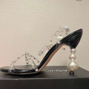 Fashion nova pearl studded heels, size 8.5